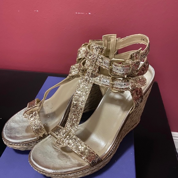 Stuart Weitzman wedge sandal - Picture 3 of 4